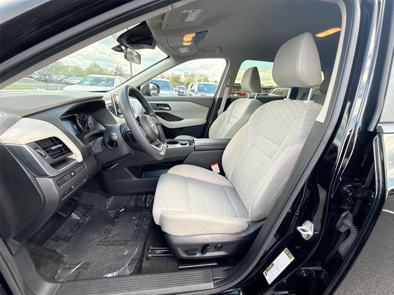 Used 2023 Super Black Nissan SV image 13