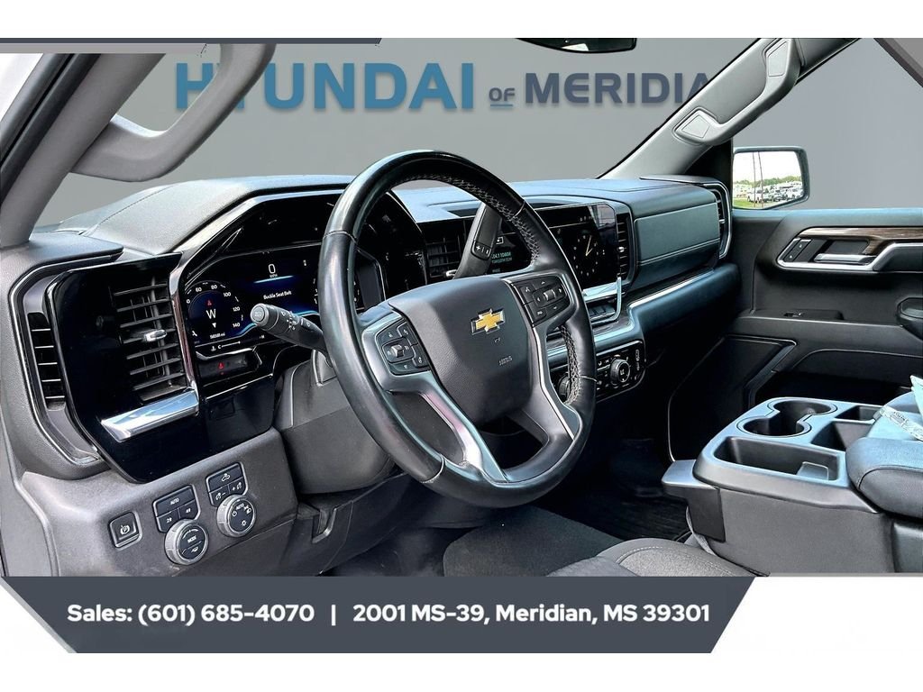 2024 Chevrolet Silverado 1500 LT - Photo 12