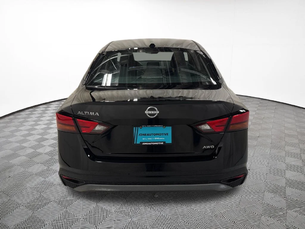New 2026 Black Nissan 2.5 SV image 10