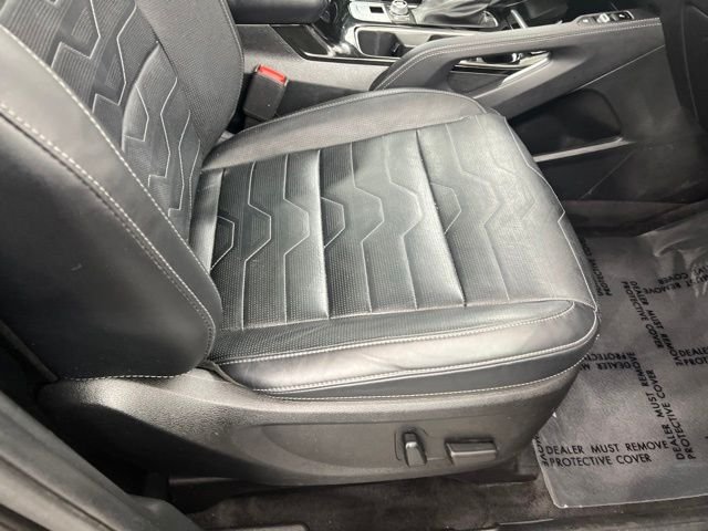 Used 2022 Black Kia SX image 25