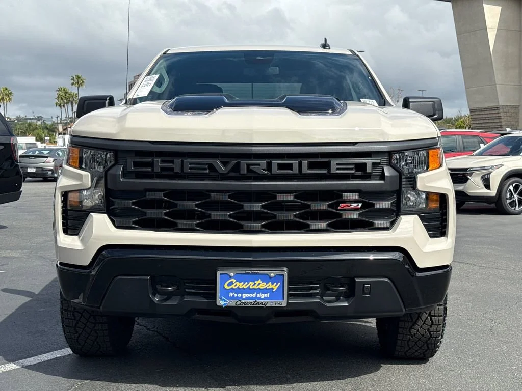New 2026 White Sands Chevrolet Custom Trail Boss image 5