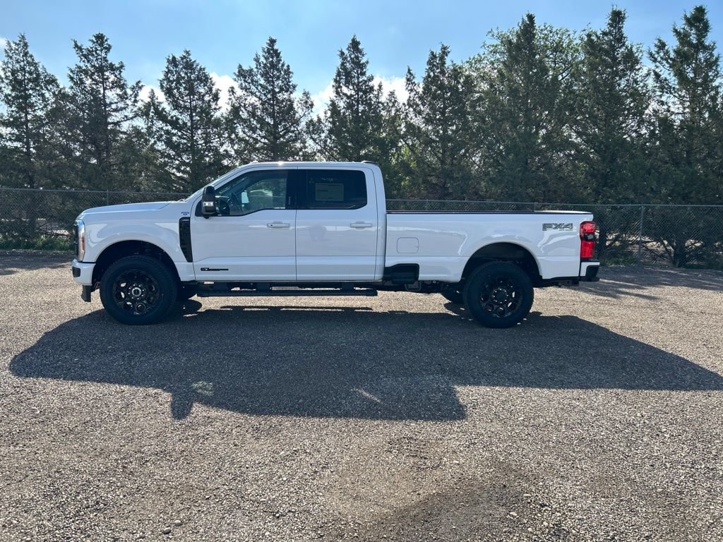 New 2026 Oxford White Ford Lariat image 3