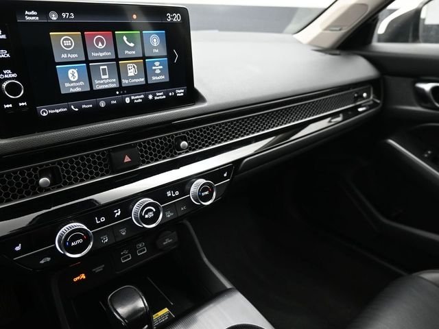 2022 Honda Civic Touring - Photo 30