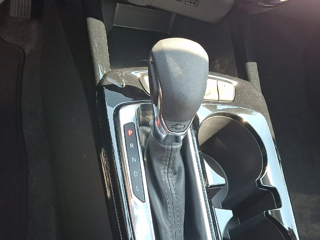New 2026 Summit White Chevrolet LT image 16