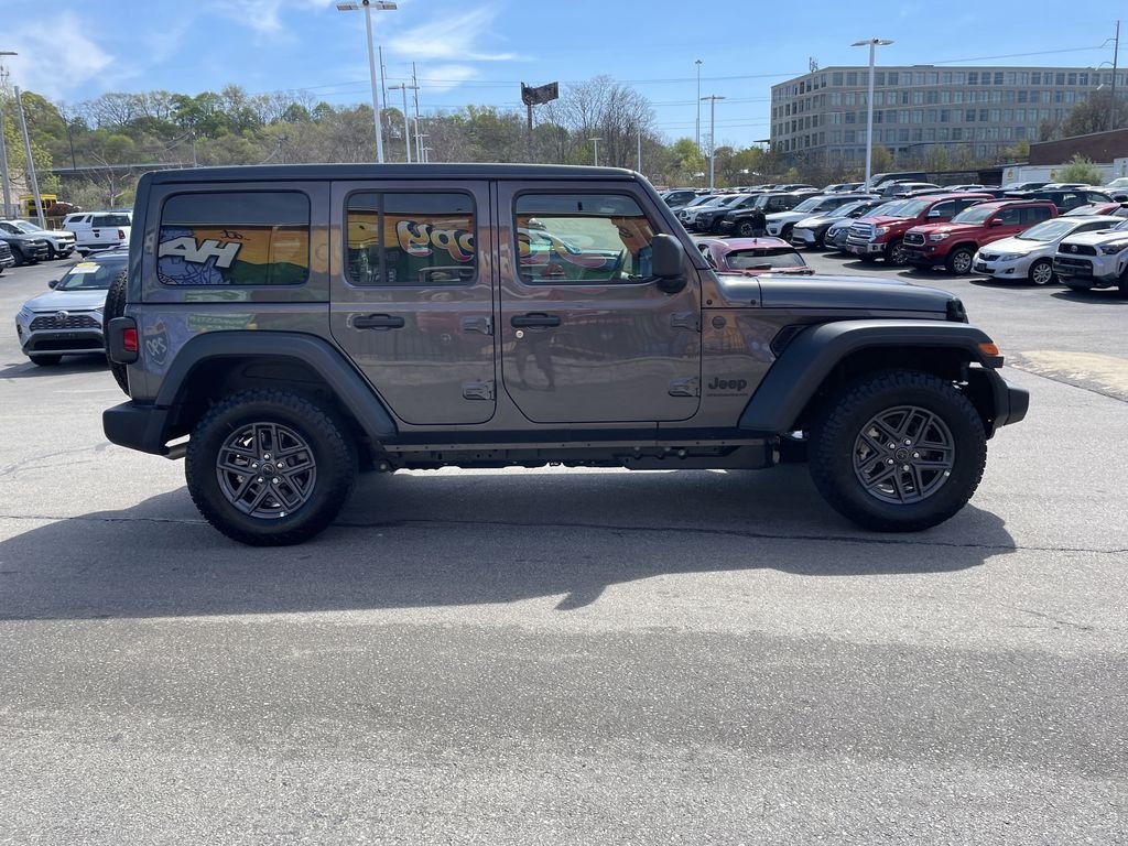Used 2026 Gray Jeep Sport S image 7