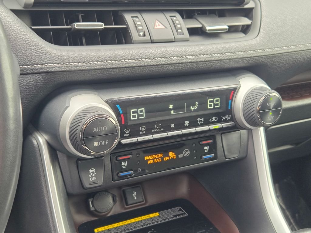 2020 Toyota RAV4 Limited - Photo 37