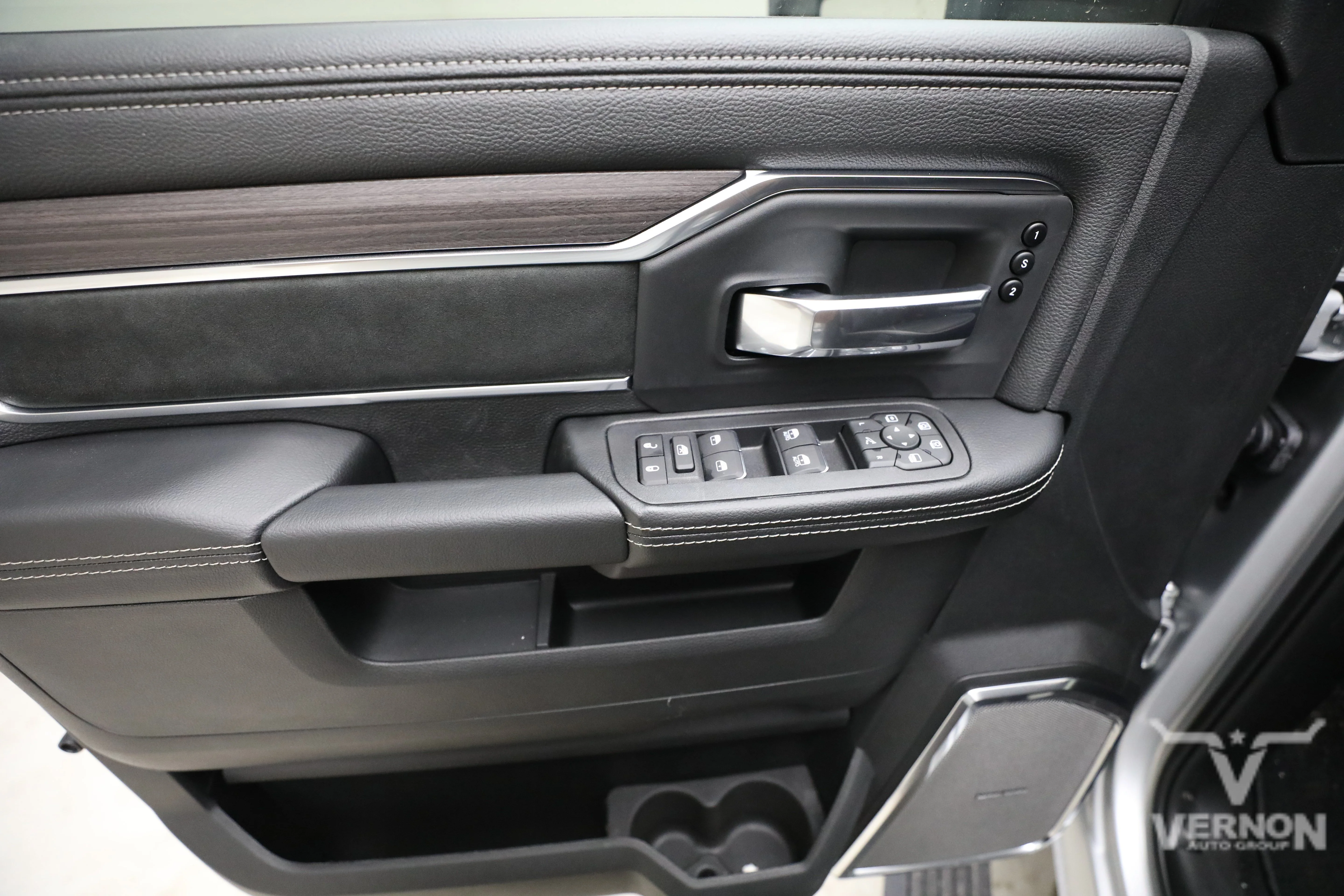 New 2026 Ram 2500 Laramie Crew Cab 4x4