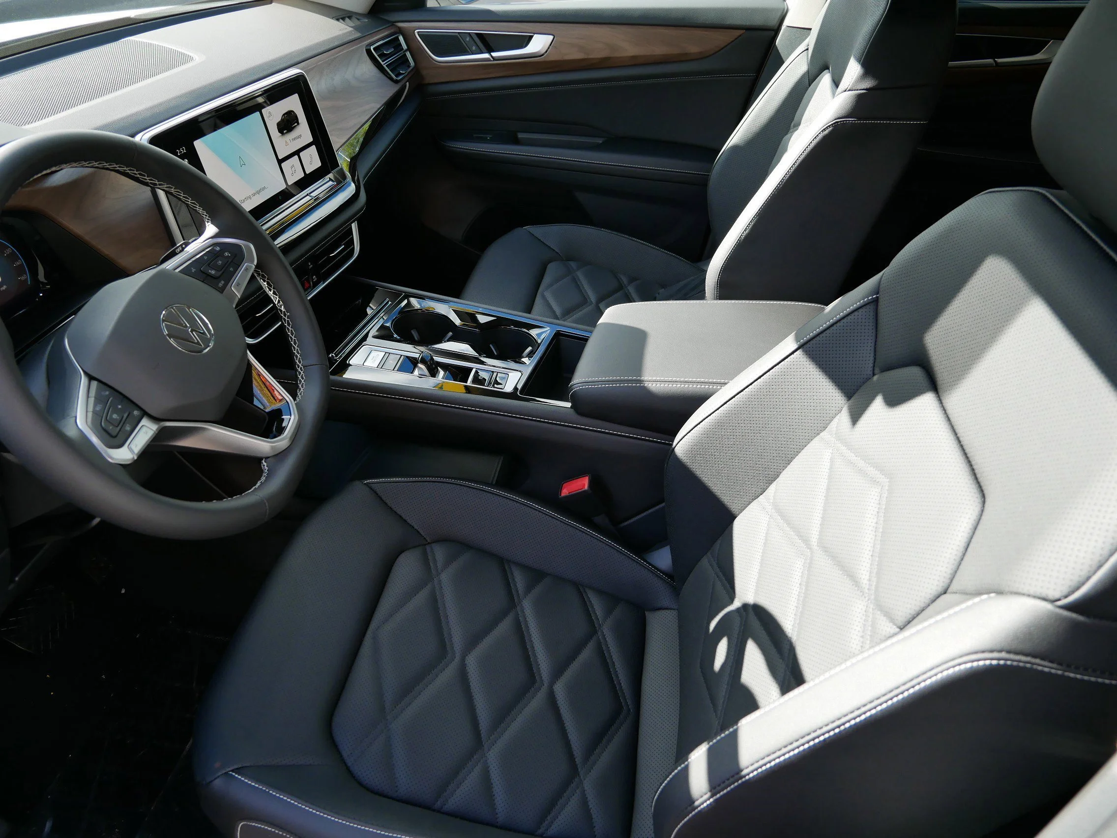 New 2026 Pure Gray Volkswagen 2.0T SE w/Technology image 7
