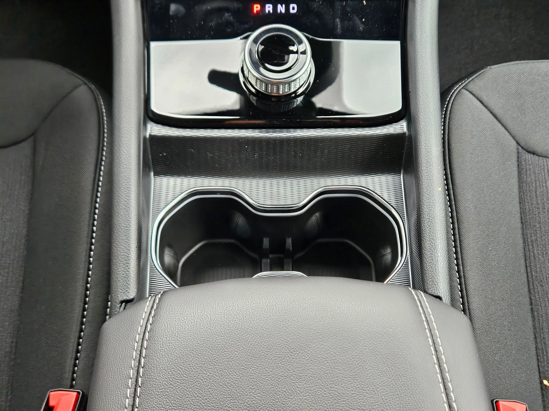 2026 Jeep Grand Cherokee Laredo - Photo 10