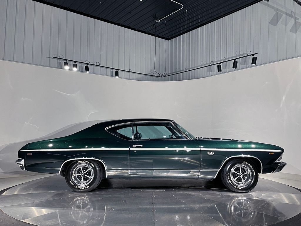 Used 1969 Green Chevrolet  image 5