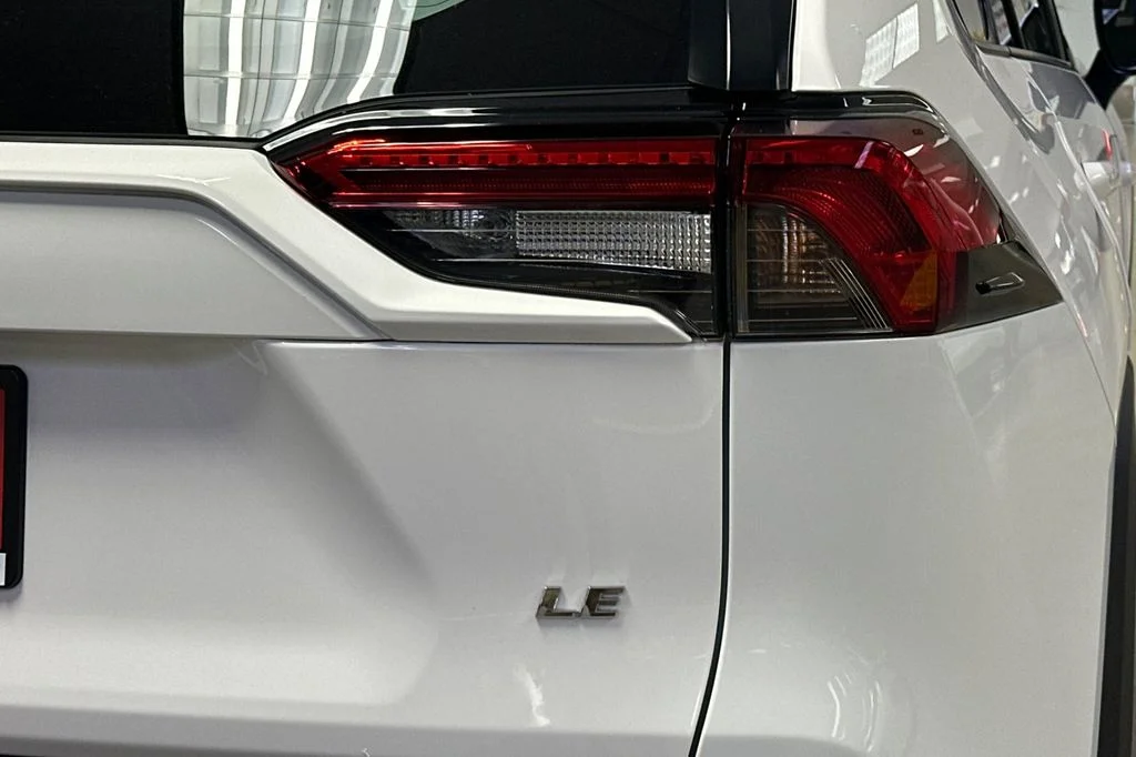 Certified Used 2025 White Toyota LE image 26