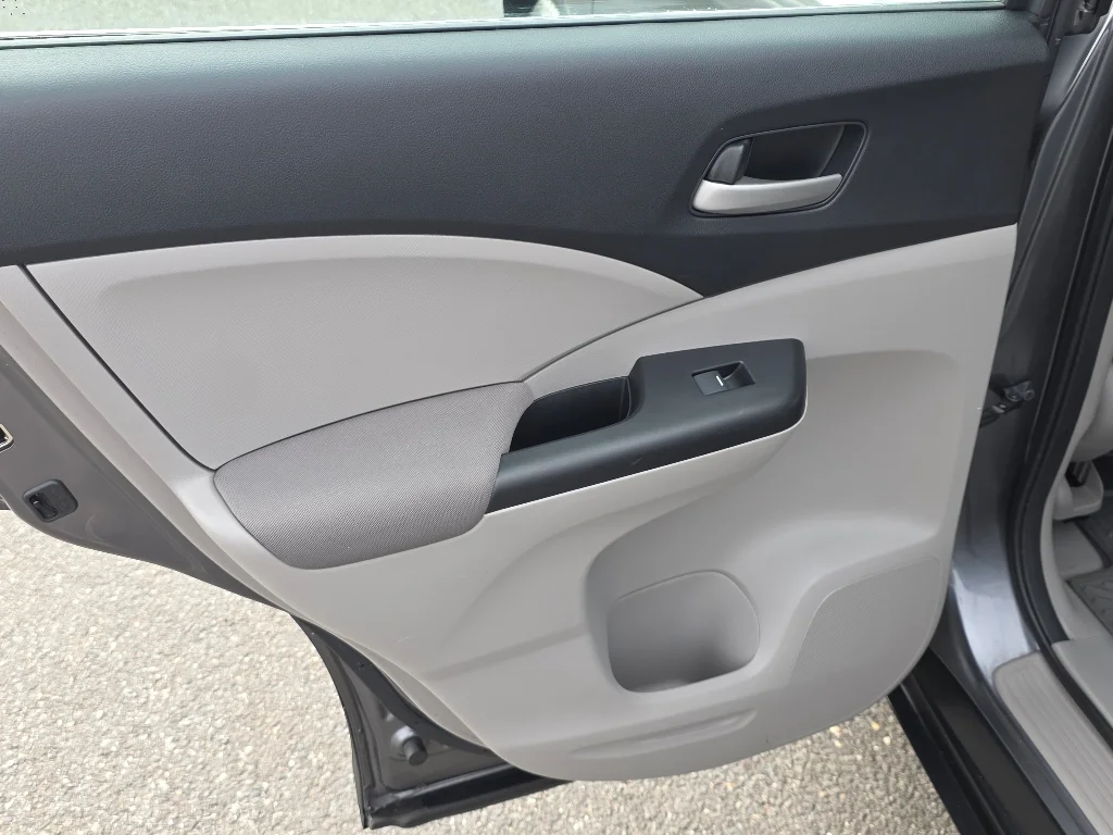 2014 Honda CR-V LX - Photo 28