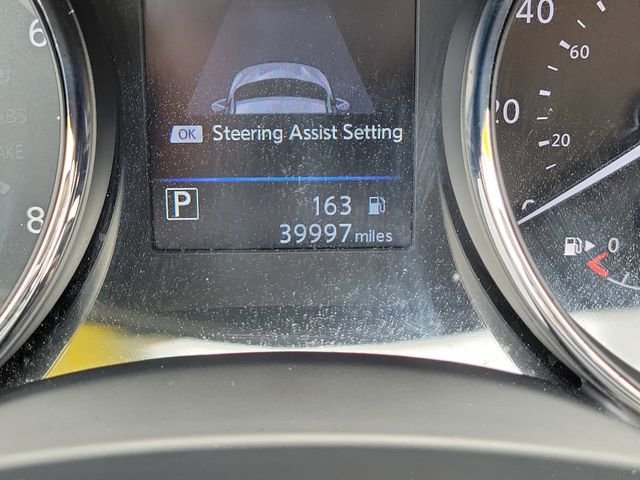 Used 2022 Red Nissan SV image 24