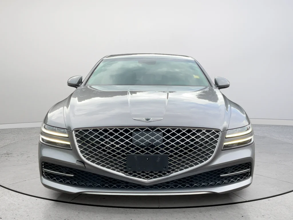 Used 2023 Silver Genesis 2.5T image 4