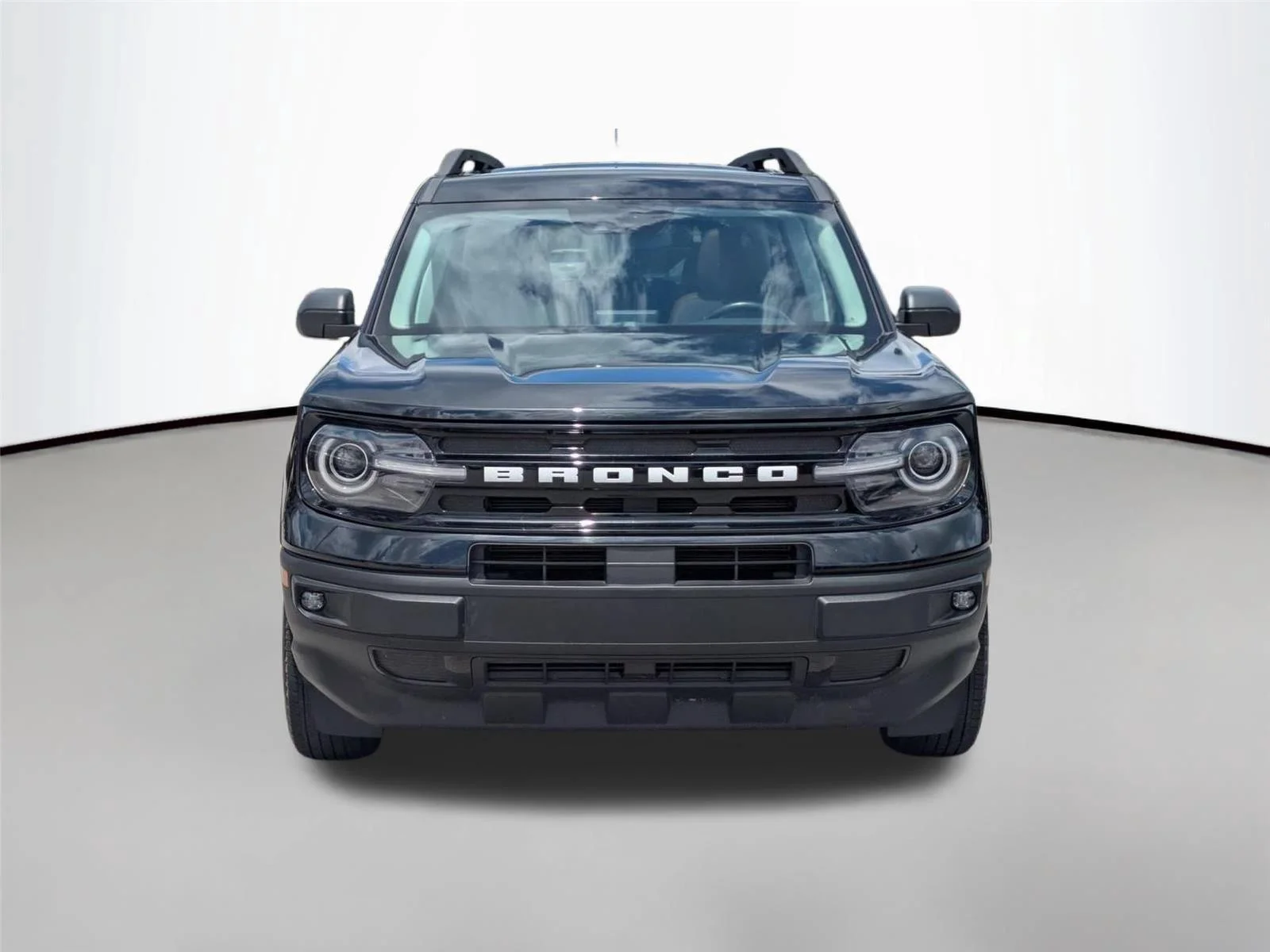 Used 2023 Shadow Black Ford Outer Banks image 2