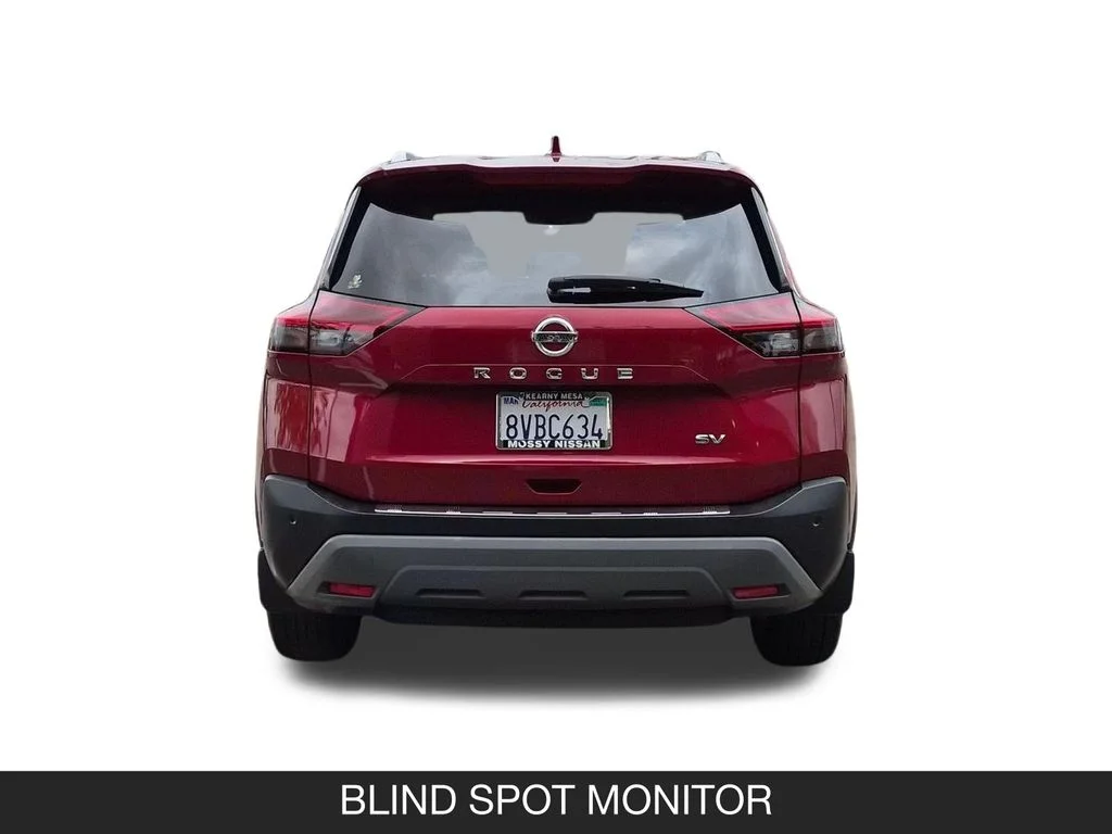 Used 2021 Red Nissan SV image 8