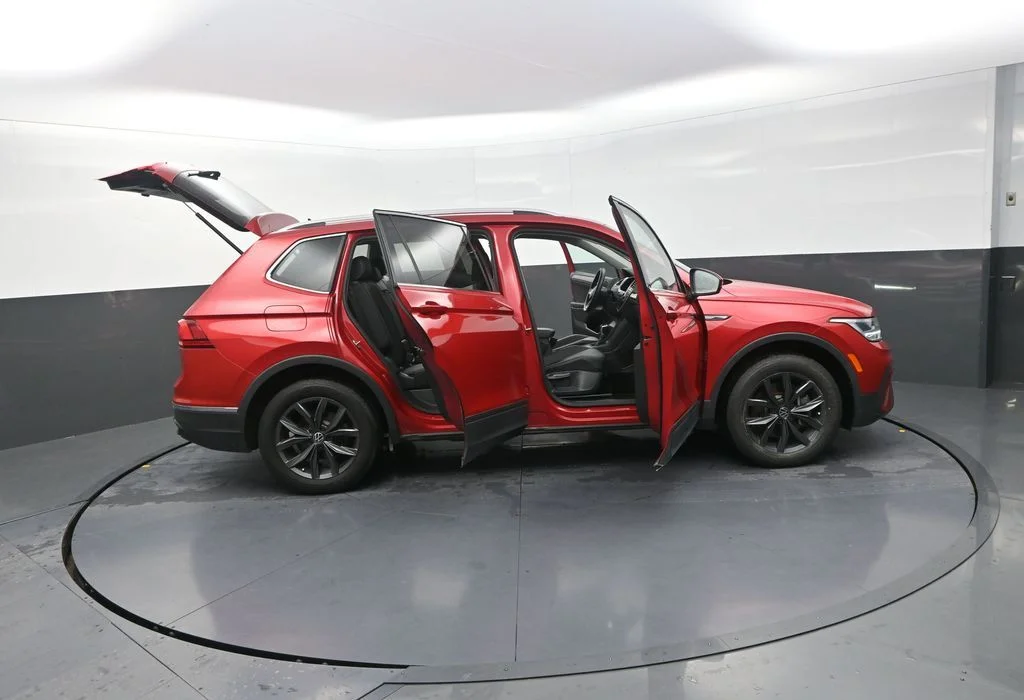 Used 2023 Red Volkswagen 2.0T SE image 36