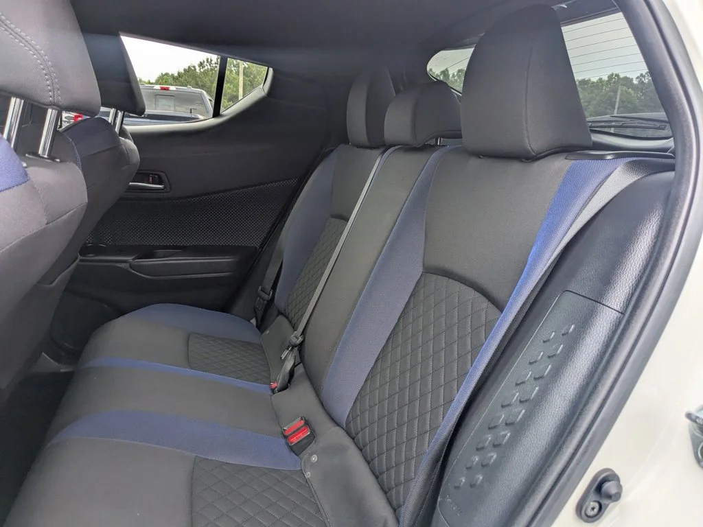 Used 2021  Toyota LE image 23