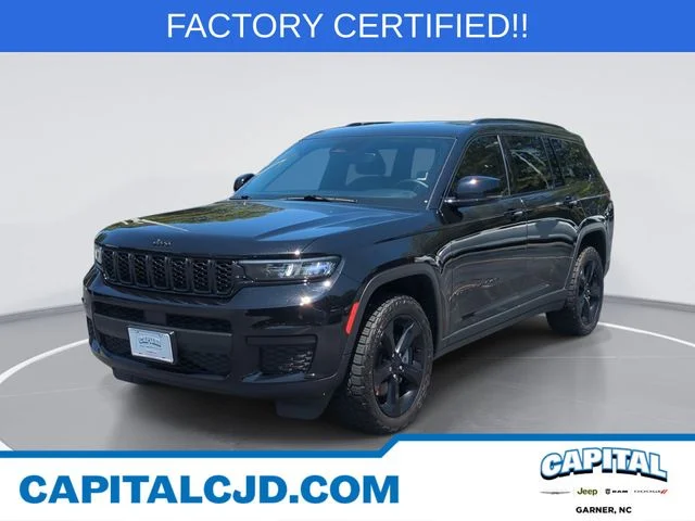 Used 2021 Black Jeep Altitude image 1