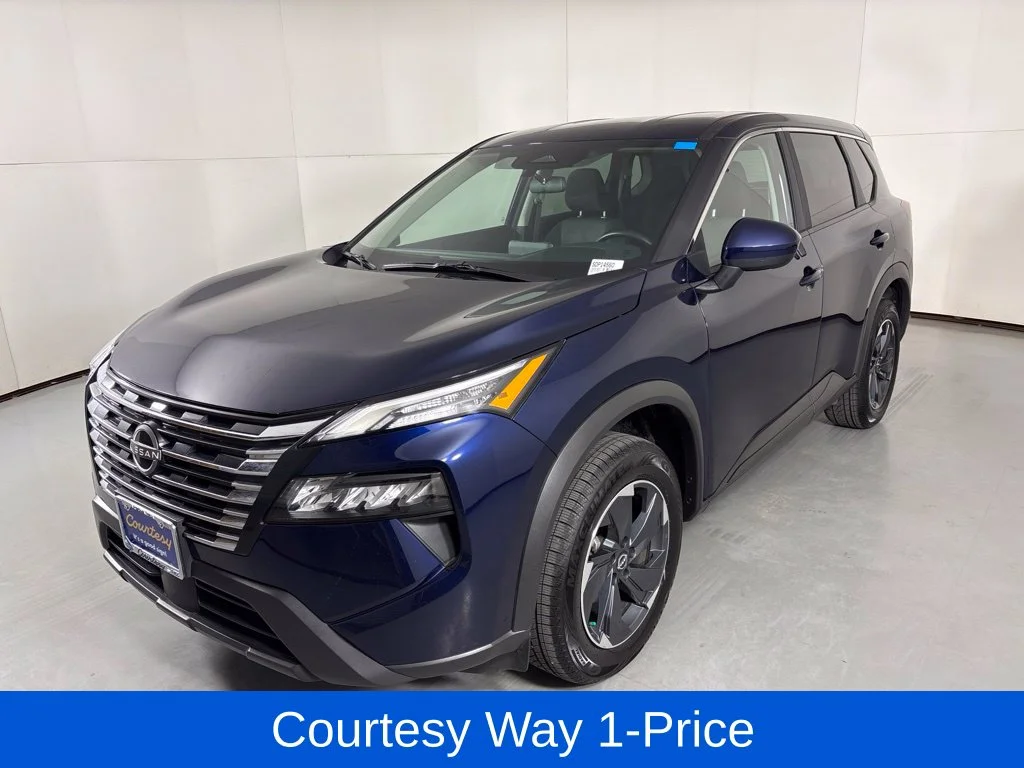 Used 2025 Blue Nissan SV image 5