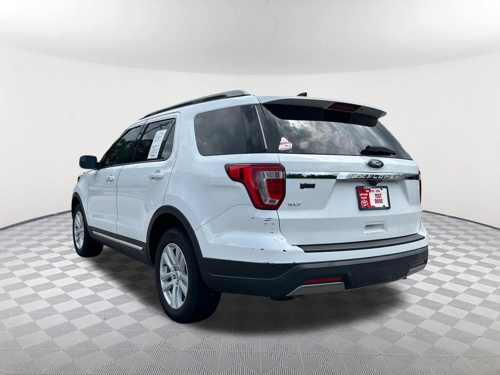 Used 2019 Oxford White Ford XLT image 7