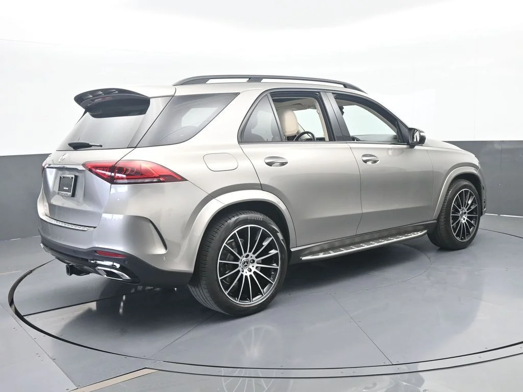 Used 2022 Gold Mercedes-Benz GLE 350 image 6