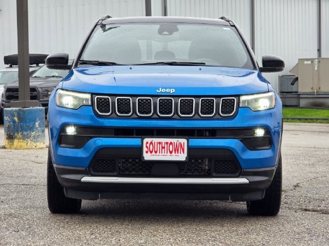 Certified Used 2023 Laser Blue Pearlcoat Jeep Limited image 2
