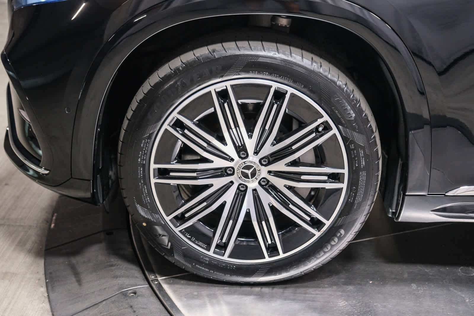 Certified Used 2023 Black Mercedes-Benz EQS 450+ image 10