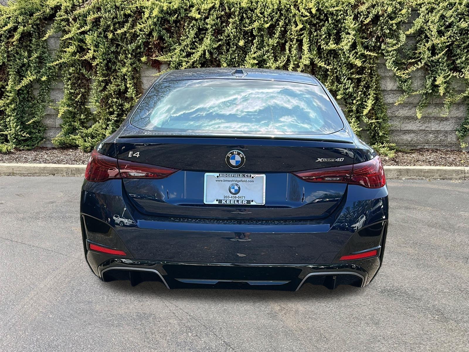 New 2026 Tanzanite Blue II Metallic BMW xDrive40 image 5