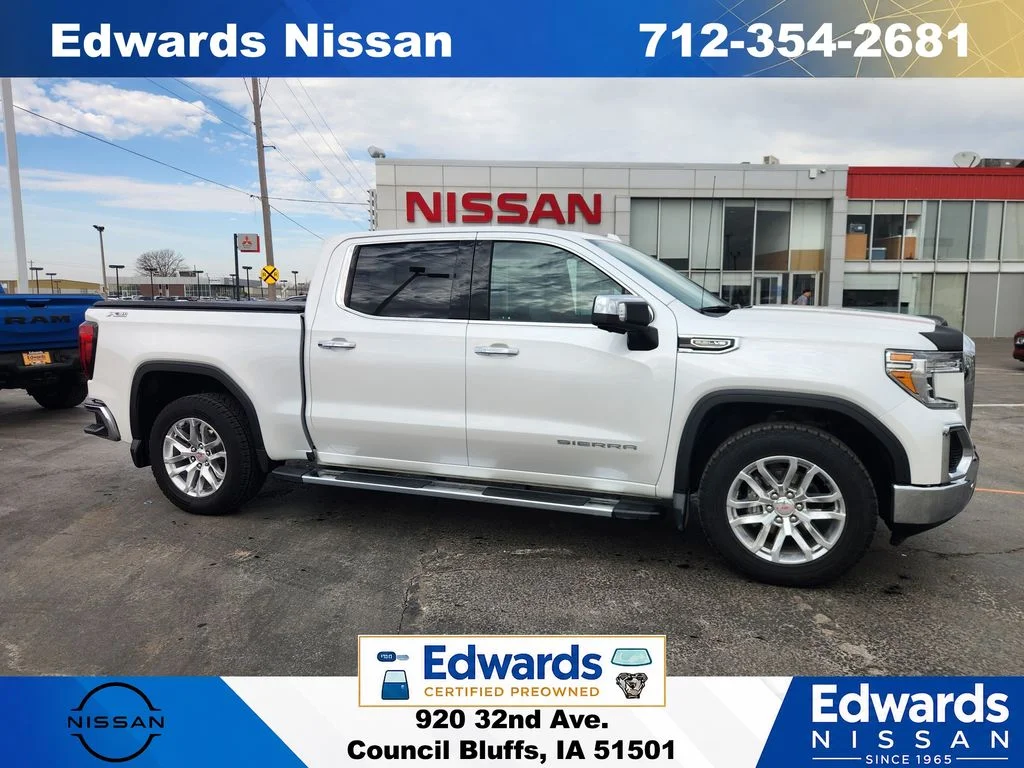 2019 GMC Sierra 4WD Crew Cab Short Box SLT's photo