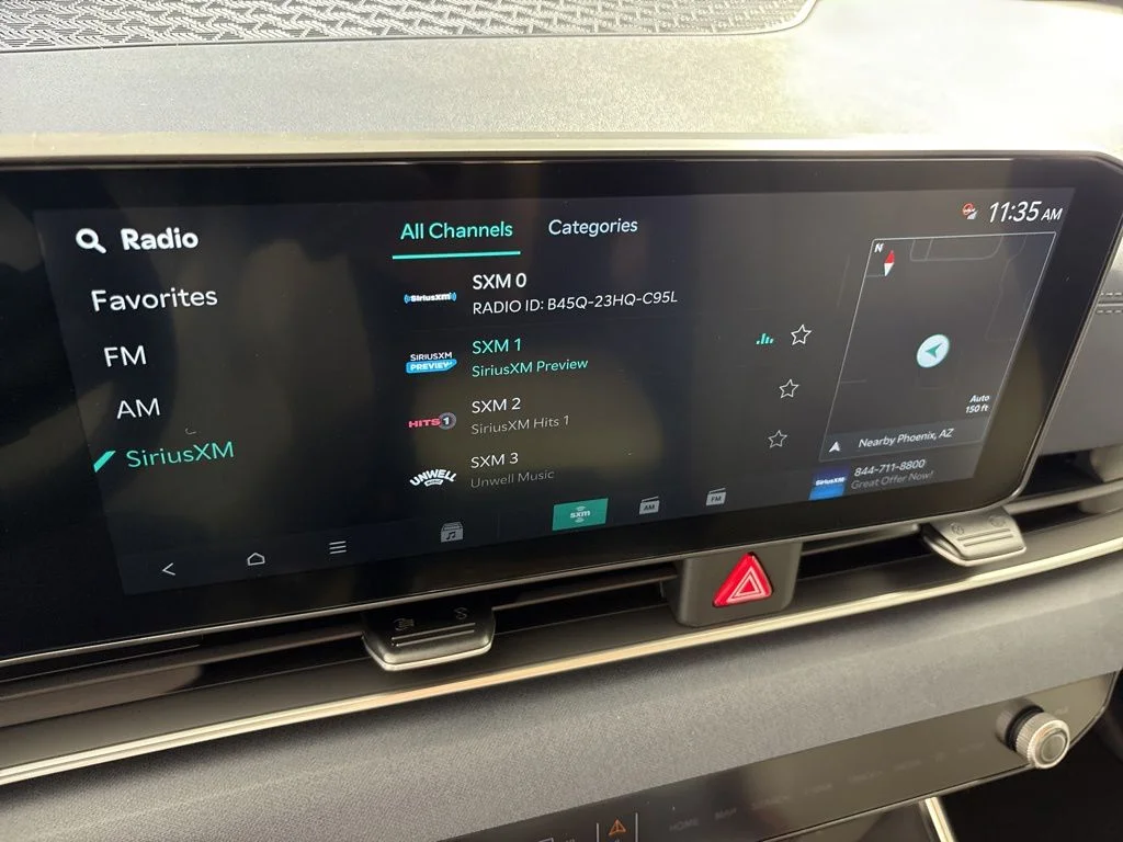 New 2026 Snow White Pearl Kia EX image 36