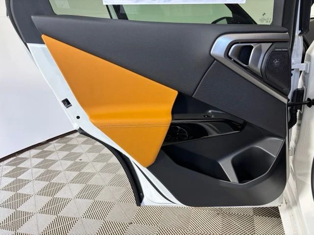 New 2026 Alpine White BMW M50 xDrive image 15