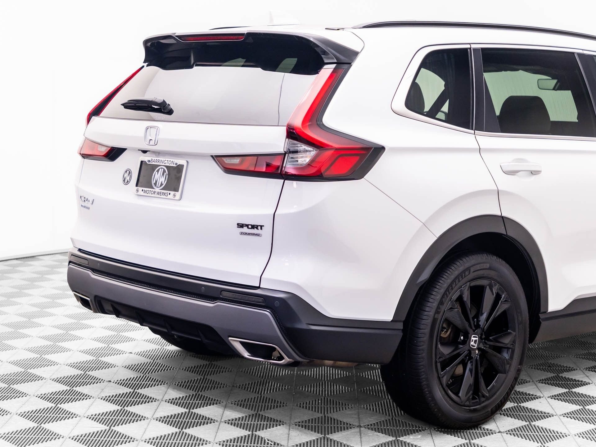 Used 2023 White Honda Sport Touring image 34