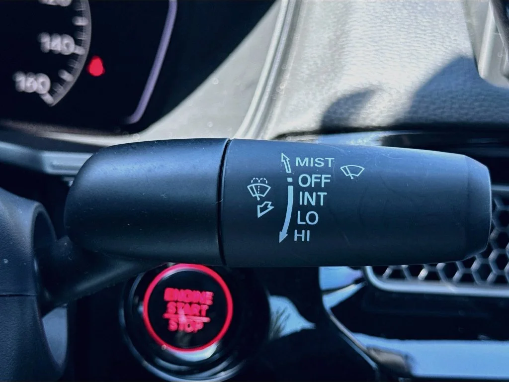Used 2023 White Honda LX image 13