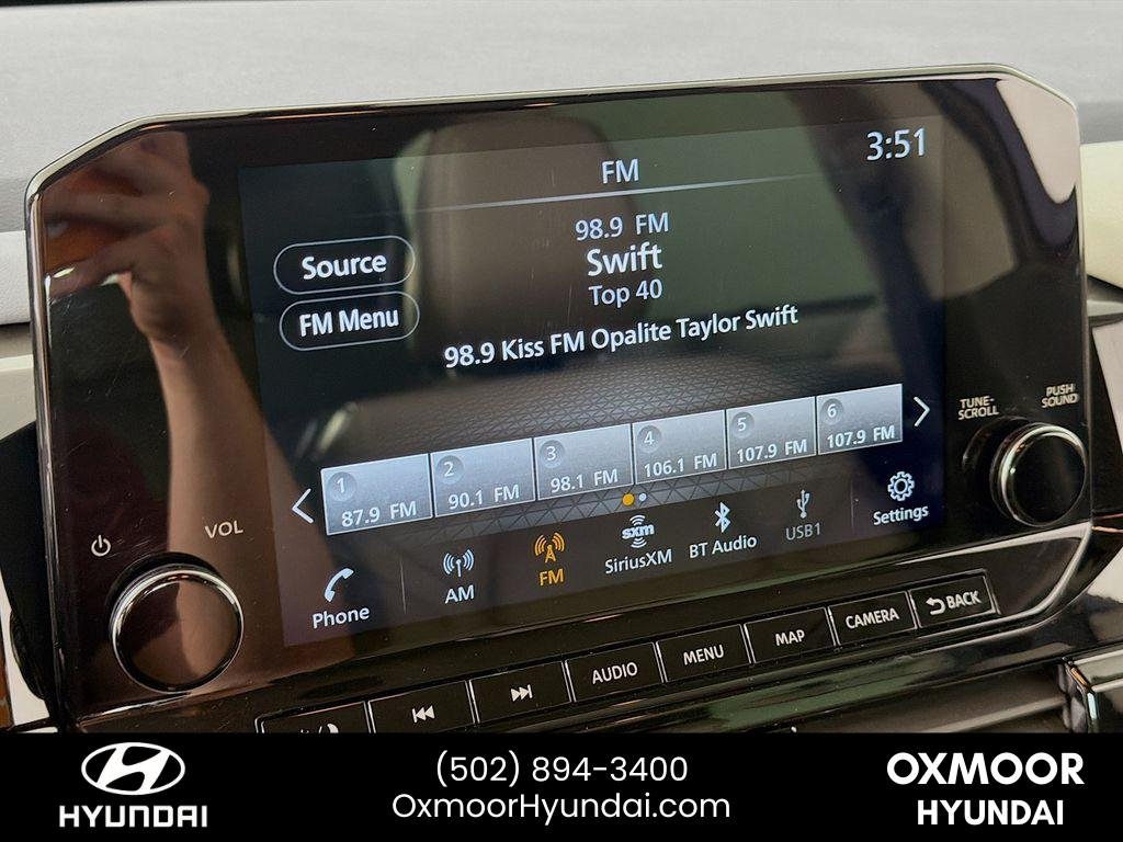 Used 2024 Deep Ocean Blue Pearl Nissan SL image 15