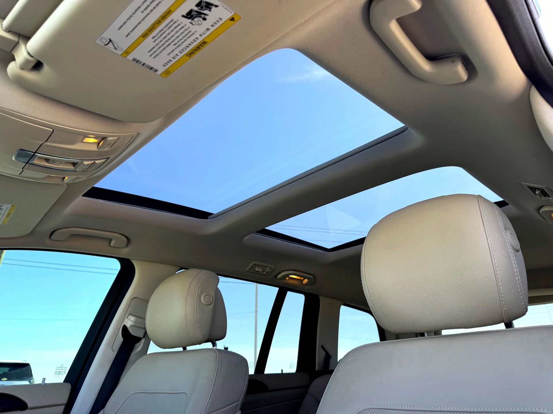 Used 2019  Mercedes-Benz GLS 550 4MATIC® image 14