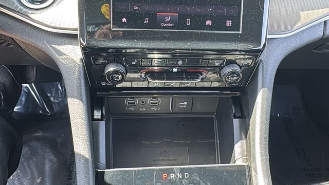 Certified Used 2025 White Jeep Altitude image 28