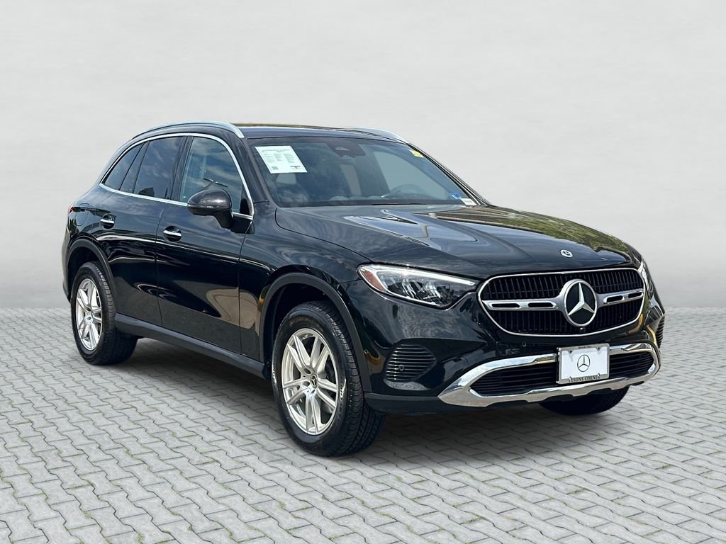 Certified Used 2023 Black Mercedes-Benz GLC 300 image 3