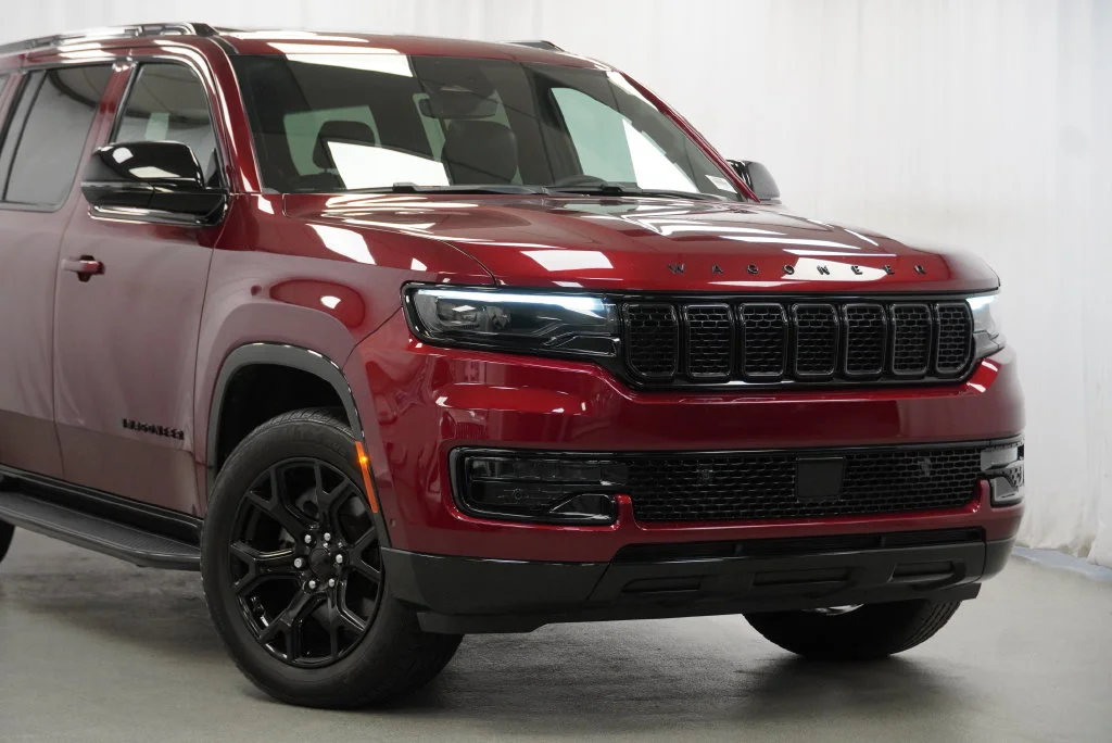 Used 2024 Red Jeep Series II Carbide image 8