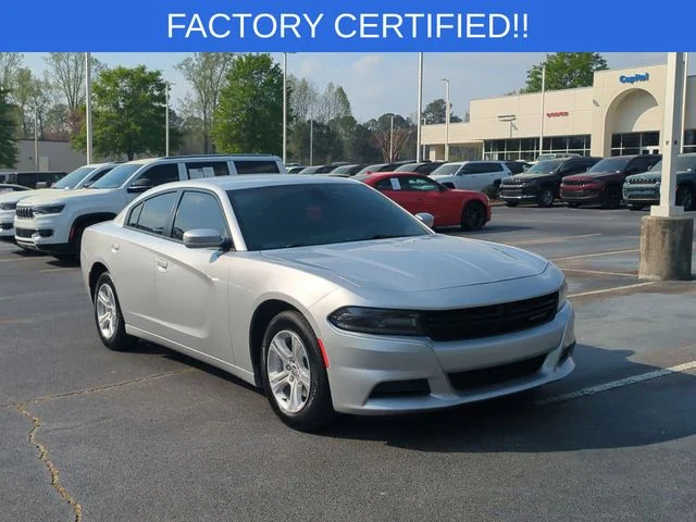 Used 2021 Silver Dodge SXT image 7