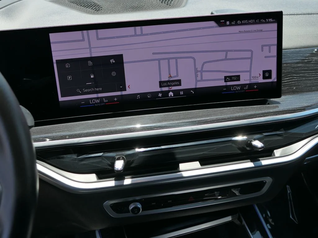 Used 2025 Brooklyn Grey Metallic BMW M60i image 17