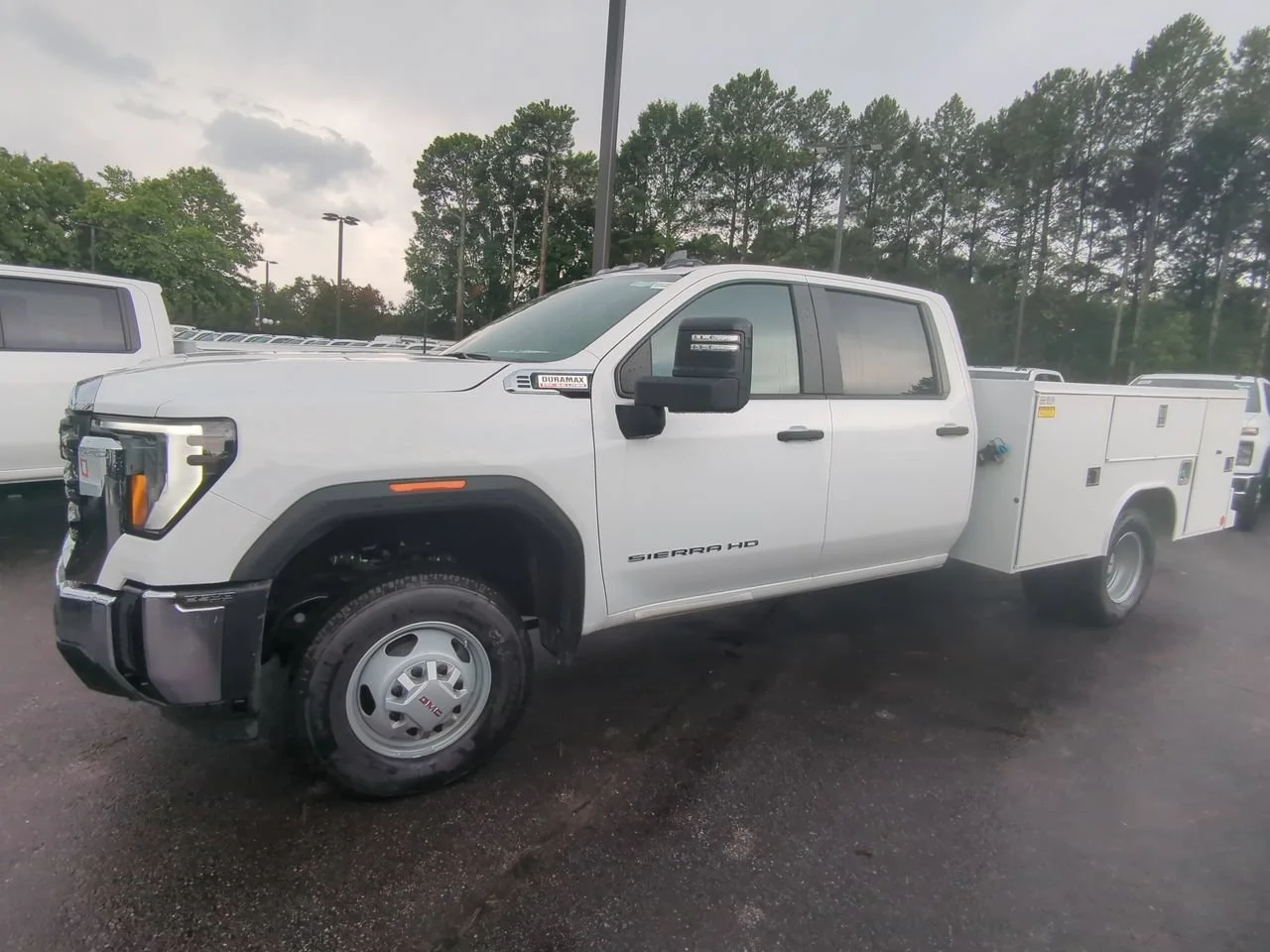 New 2026 Summit White GMC Pro image 5