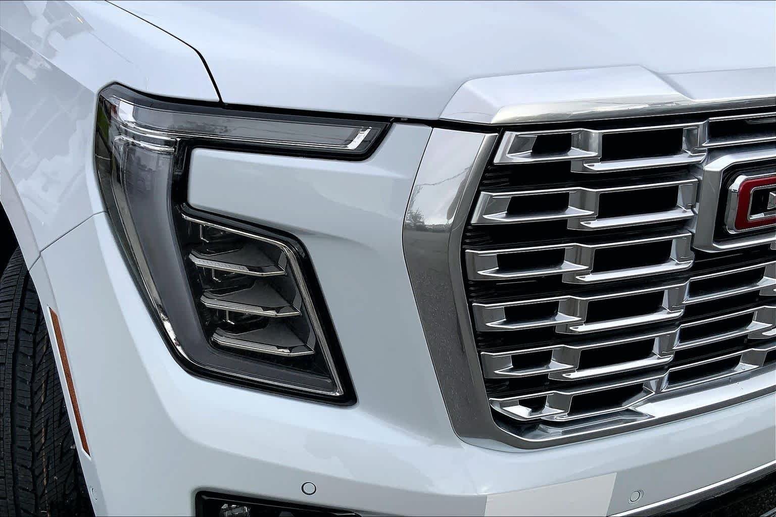 New 2026 Glacier White Tricoat GMC Denali image 13
