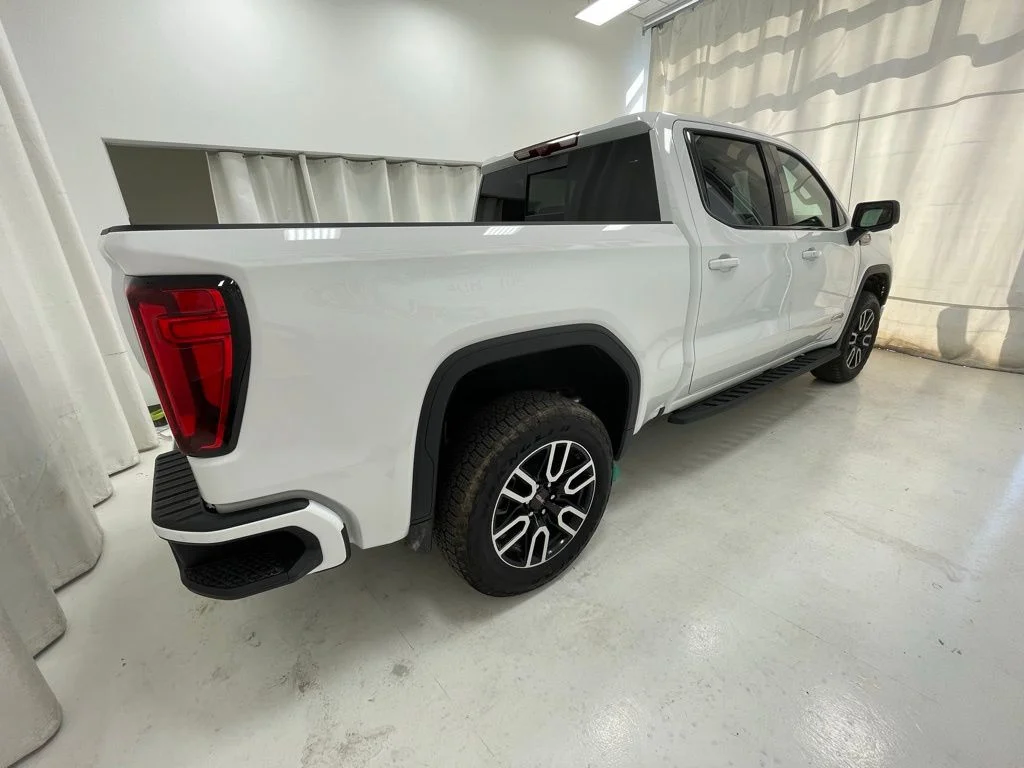New 2026 White GMC AT4 image 7