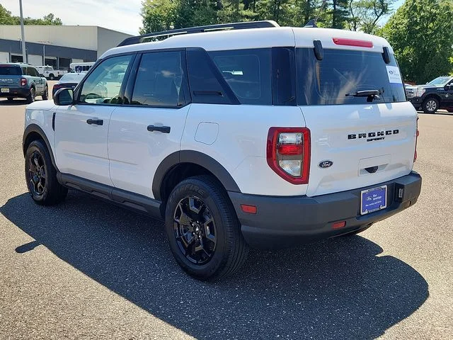 Certified Used 2021 Oxford White Ford Base image 4