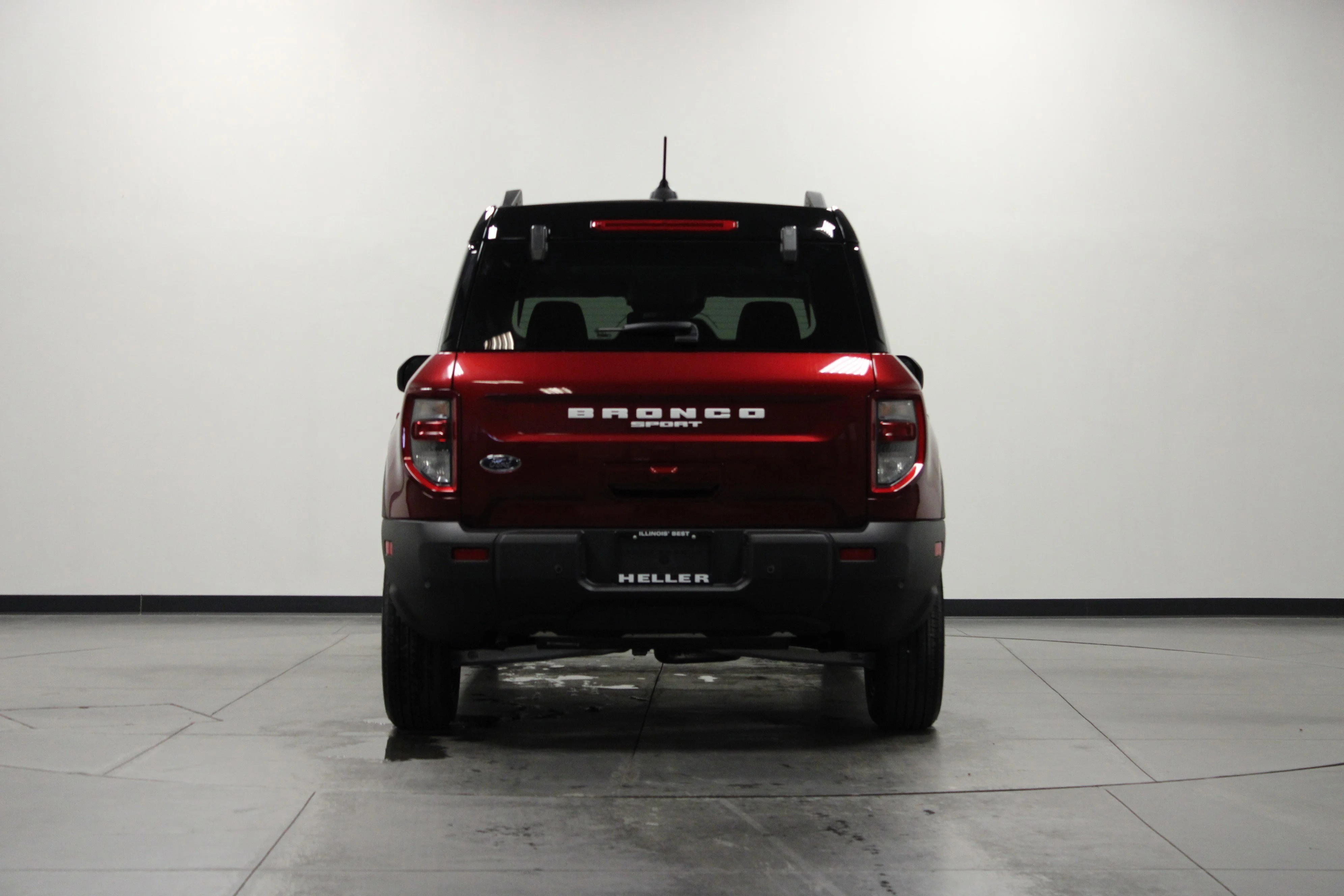 New 2025 Ruby Red Metallic Tinted Clearcoat Ford Outer Banks® image 5