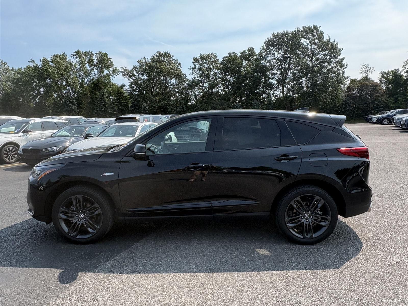 Used 2023 Majestic Black Pearl Acura SH-AWD w/A-SPEC image 4