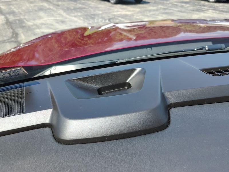 Used 2025 Red Chevrolet Premier image 34