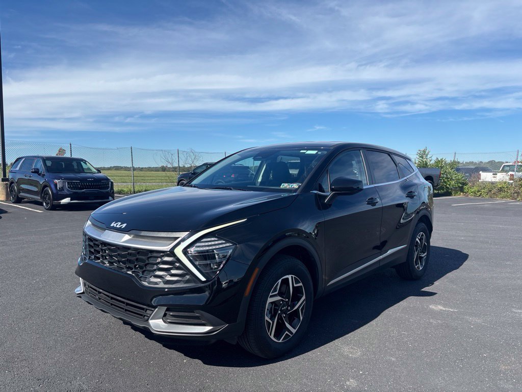 Certified Used 2025 Black Kia LX image 7