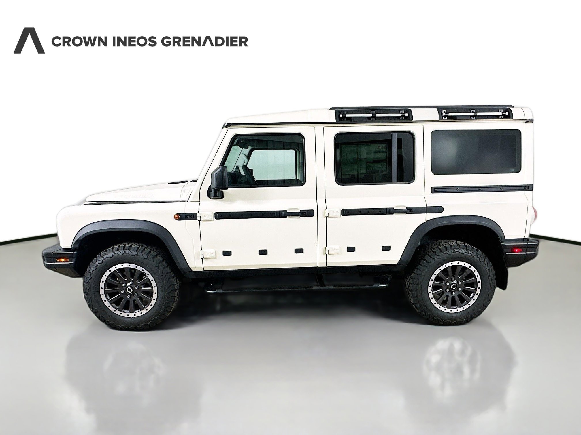 New 2025 Scottish White INEOS Fieldmaster Edition image 8